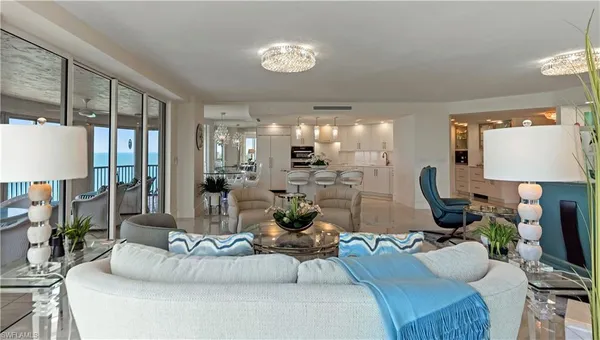 $40,000 | 8111 Bay Colony Drive, Unit 1902, Naples, FL 34108