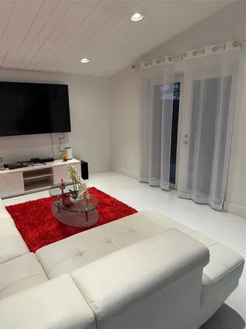 $485,000 | 10916 Southwest 70th Terrace, Miami, FL 33173