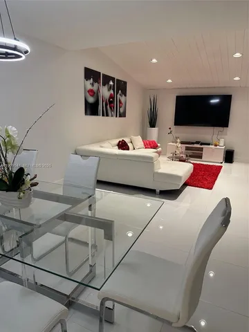 $485,000 | 10916 Southwest 70th Terrace, Miami, FL 33173