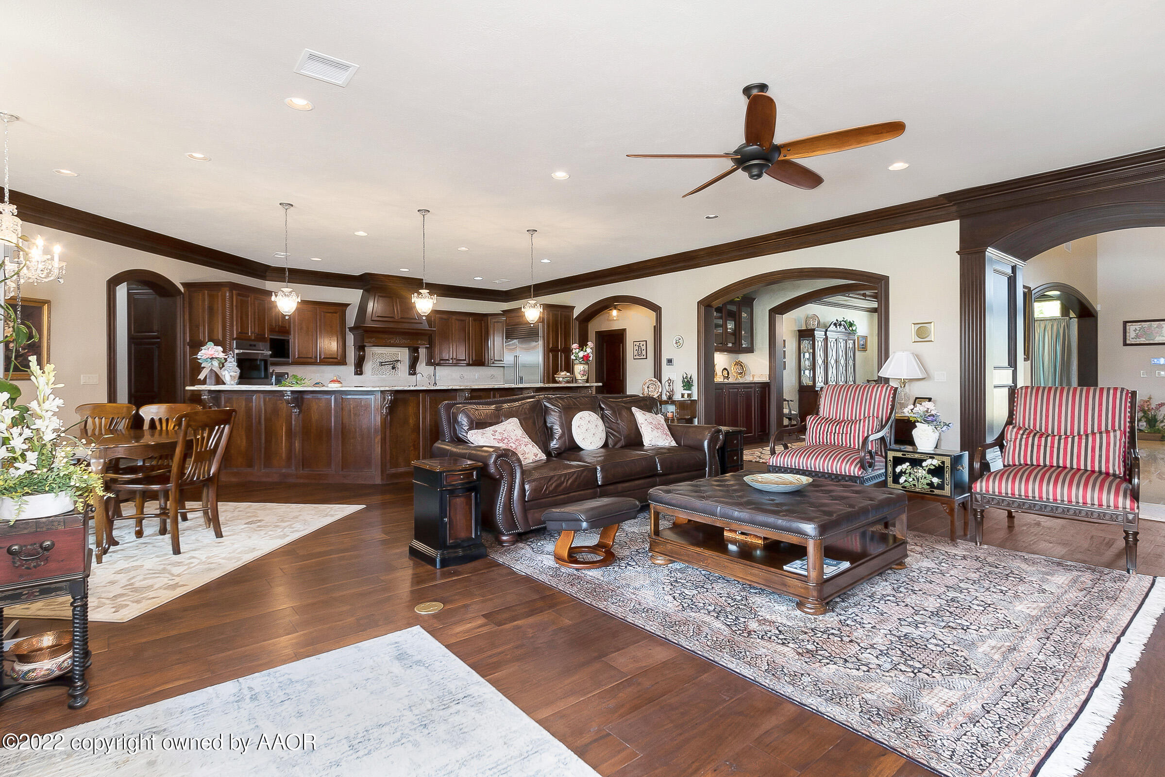 16 Merion Place Amarillo, TX 79124 - Photo 14 of 71 a living room with furniture and a rug