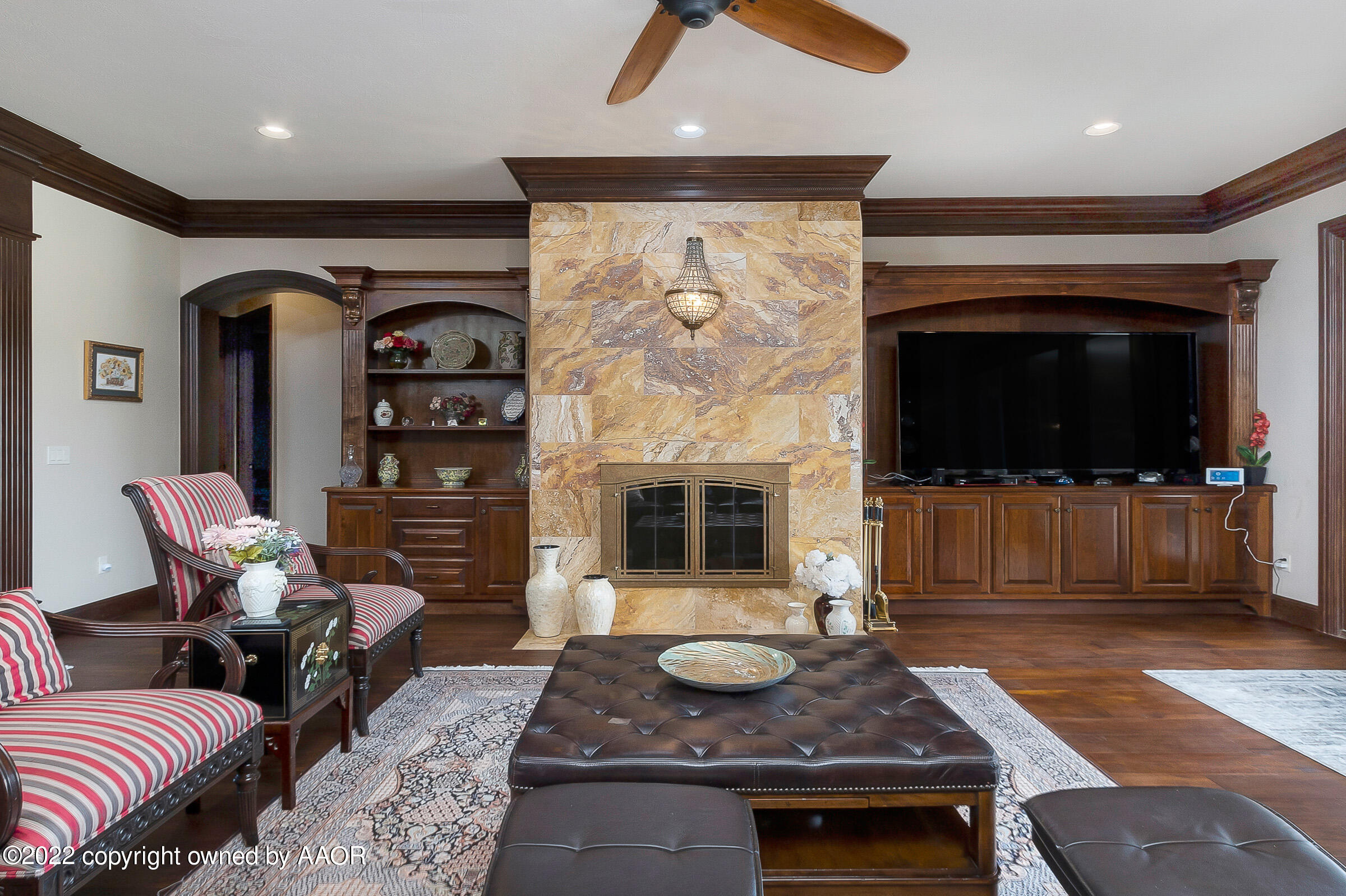 16 Merion Place Amarillo, TX 79124 - Photo 35 of 71 a living room with furniture and a flat screen tv