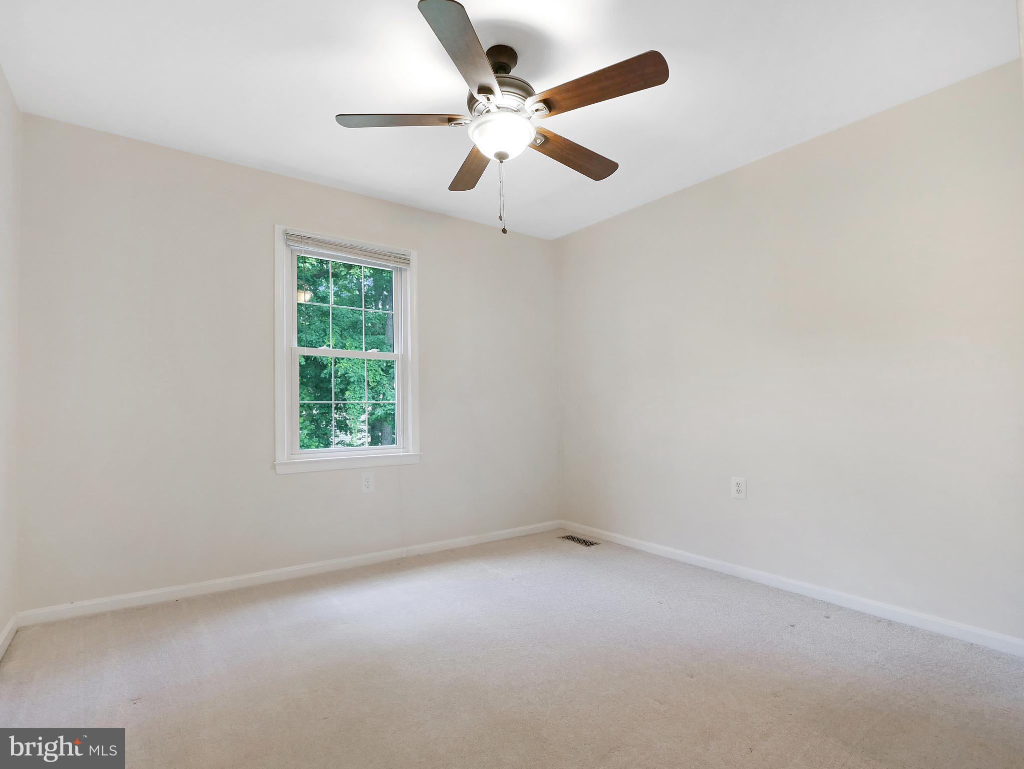 2857 Seminole Road Woodbridge, VA 22192 - Photo 25 of 43 Bedroom 3