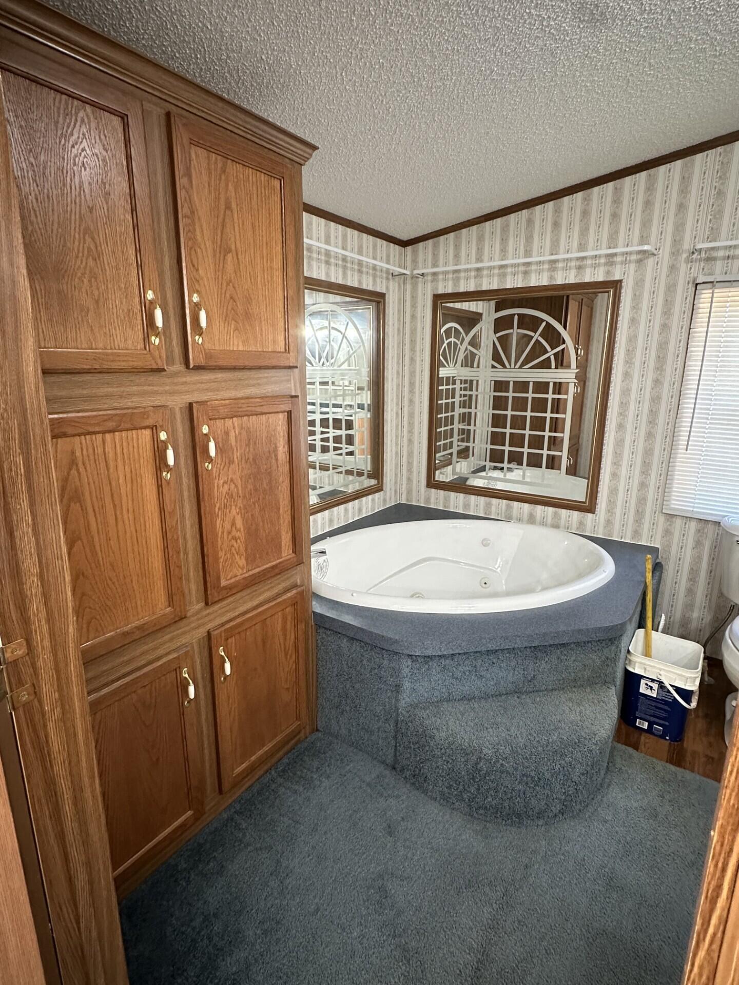 10765 Coshocton Road New Concord, OH 43762 - Photo 14 of 34 Bathroom