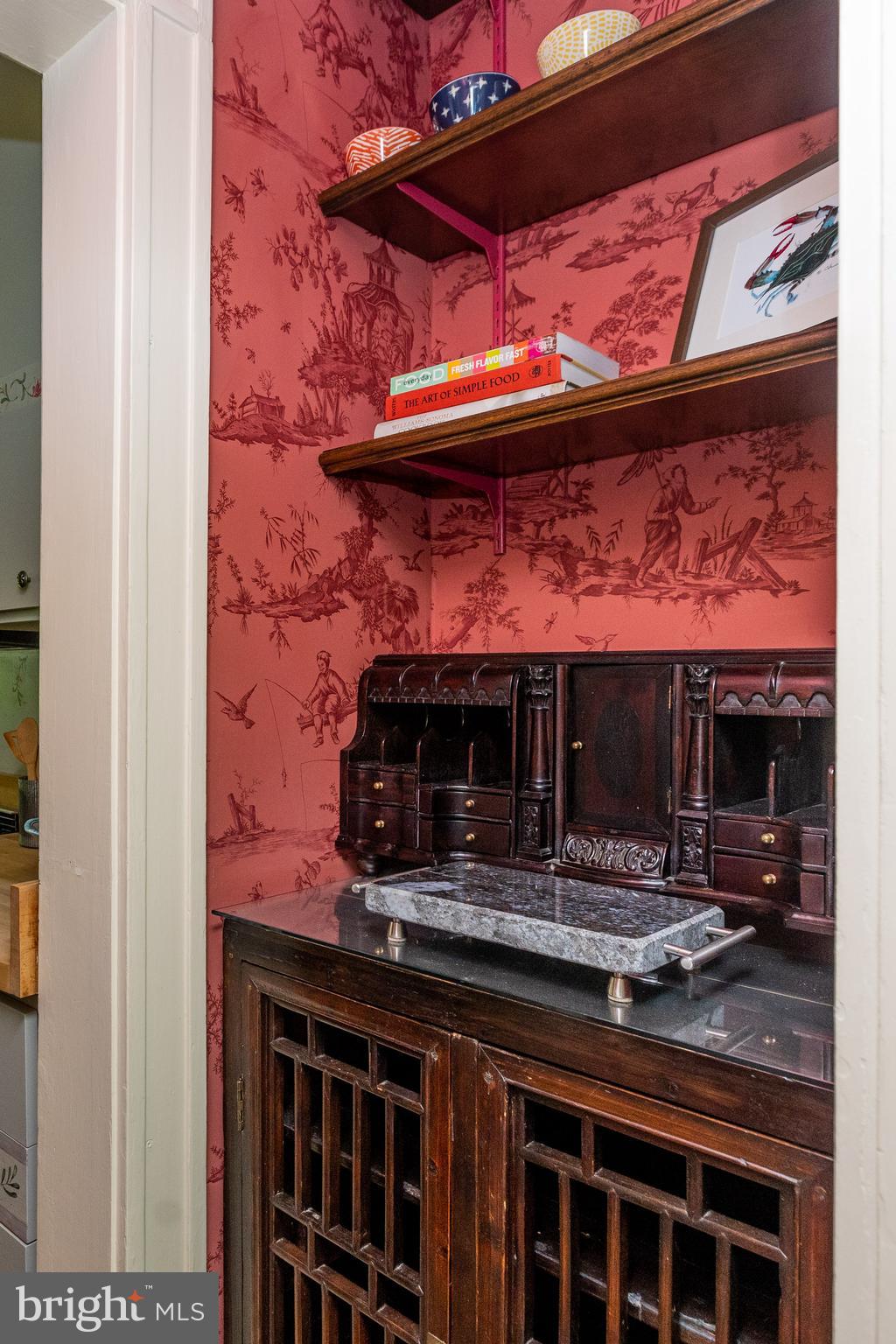 403 Club Road Baltimore, MD 21210 - Photo 29 of 72 Butlers Pantry