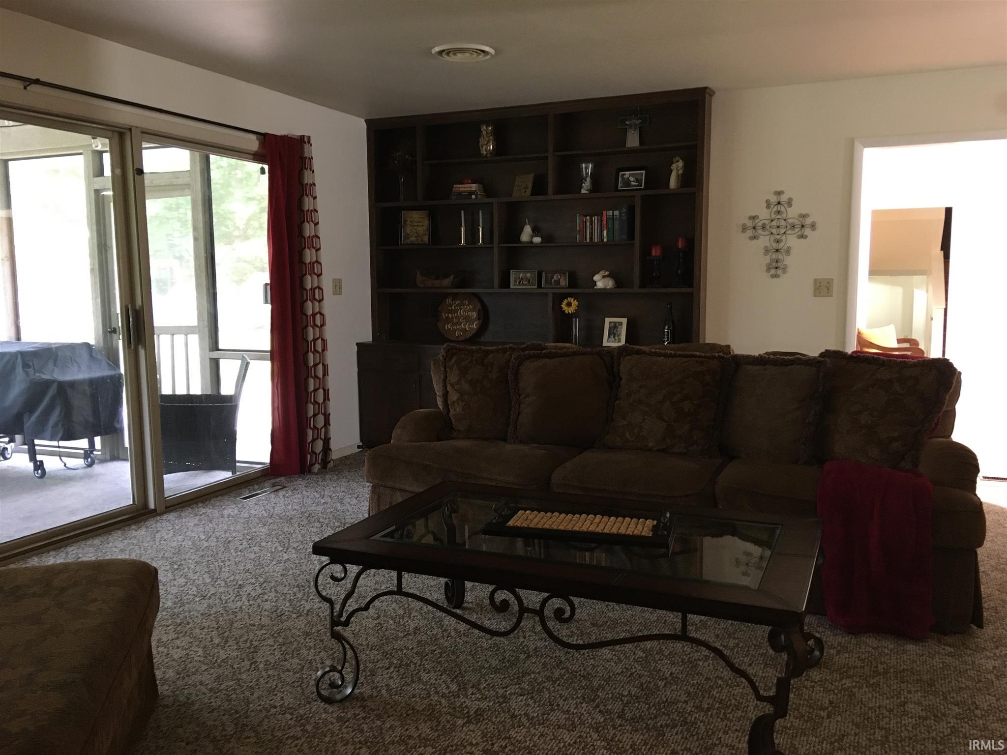 215 Carter Road Goshen, IN 46526 - Photo 9 of 35 Gallery Image 9