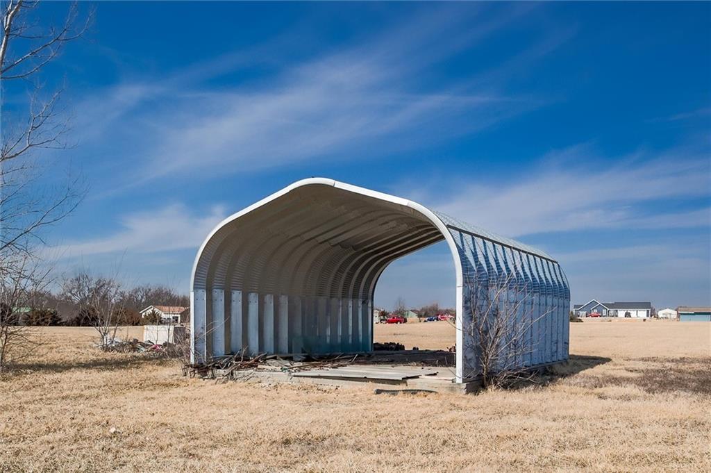 117 Hayes Road Wellsville, KS 66092 - Photo 9 of 33