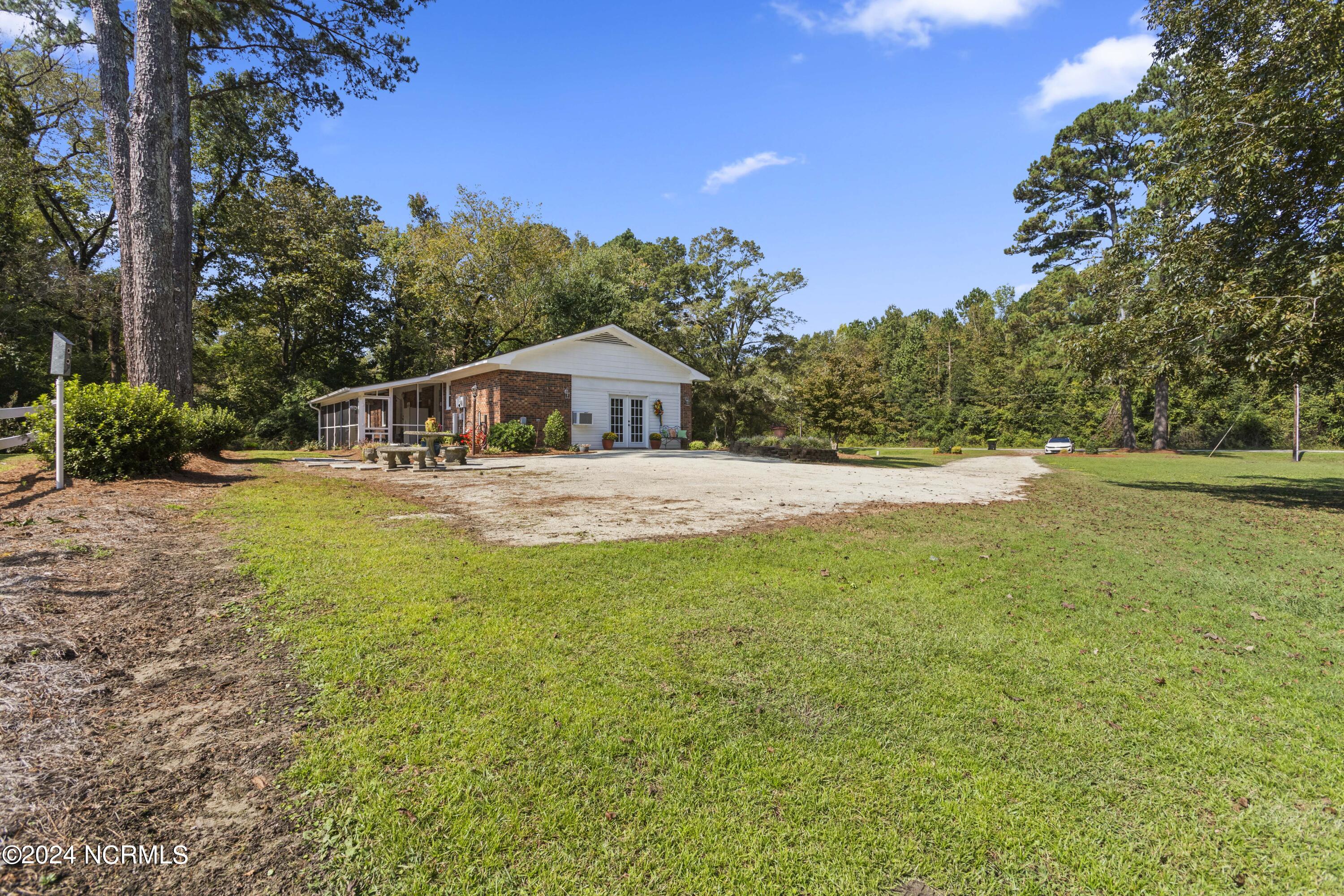 157 Haw Branch Road Richlands, NC 28574 - Photo 30 of 49 30