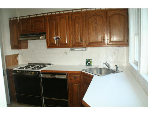 72-74 Cottage Park Road Winthrop, MA 02152 - Photo 7 of 17 Gallery Image 7