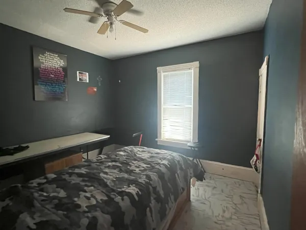$97,000 | 129 South Main Street, Sherburn, MN 56171