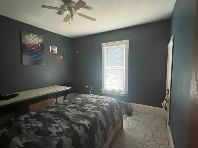 $97,000 | 129 South Main Street, Sherburn, MN 56171