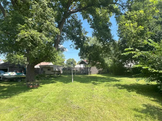 $97,000 | 129 South Main Street, Sherburn, MN 56171