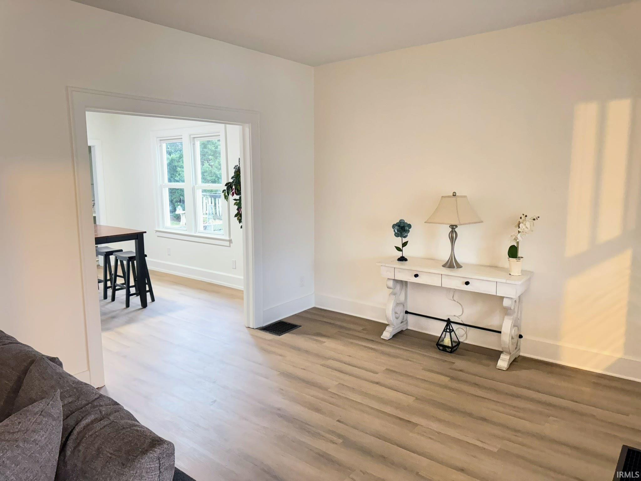 2011 Stringtown Road Evansville, IN 47711 - Photo 6 of 21 Gallery Image 6