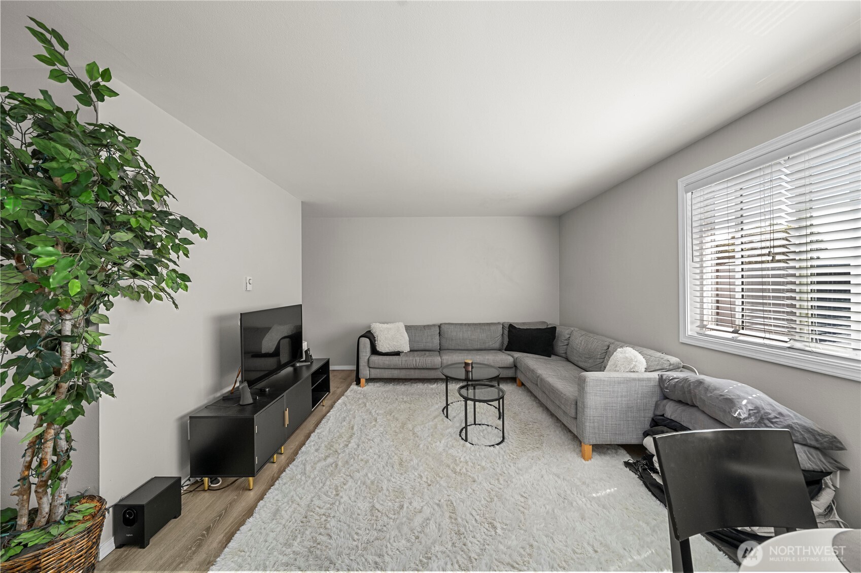 809 North 6th Street Renton, WA 98057 - Photo 27 of 40