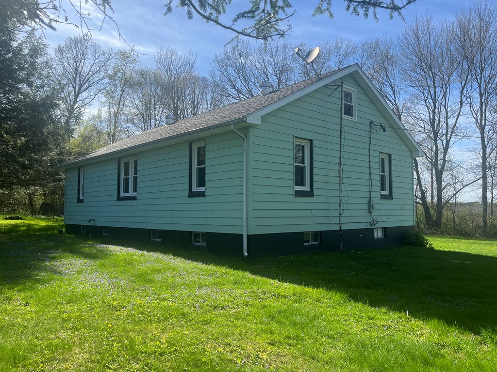 192 Brenner Road Titusville, PA 16354 - Photo 4 of 23 Gallery Image 4