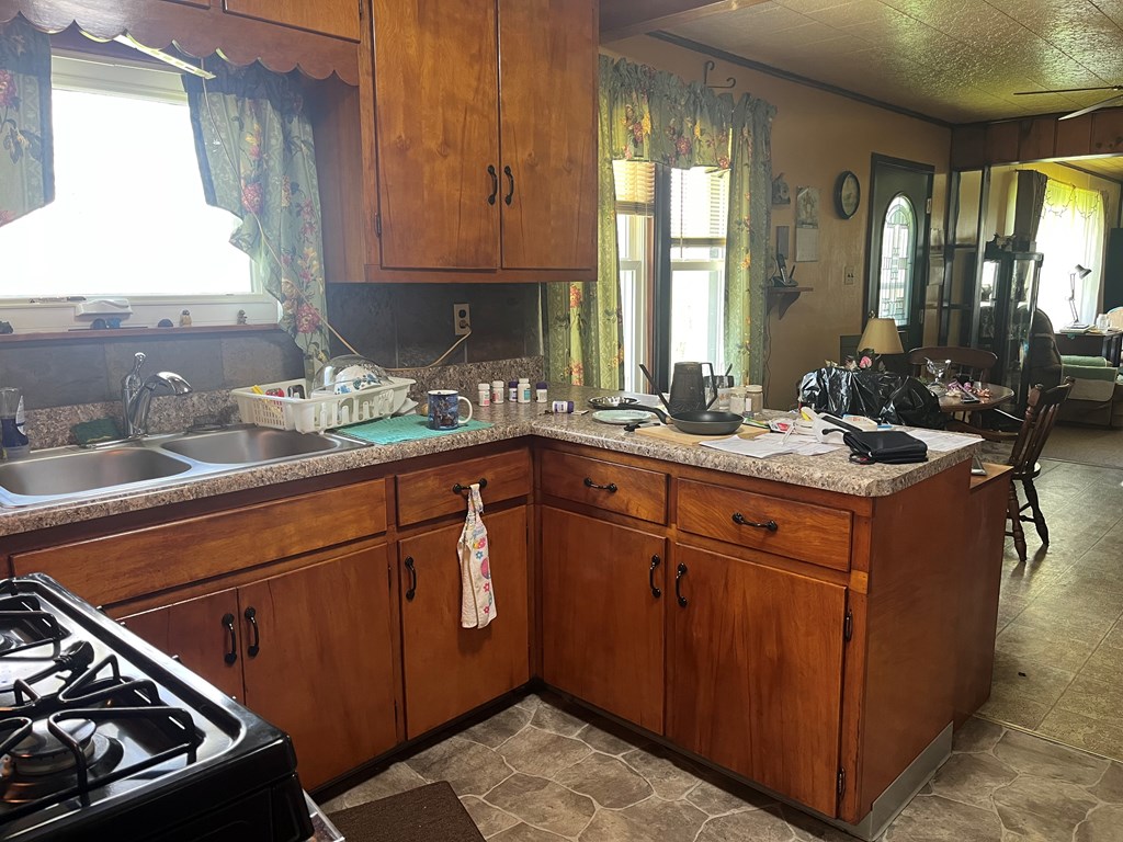 192 Brenner Road Titusville, PA 16354 - Photo 7 of 23 Gallery Image 7