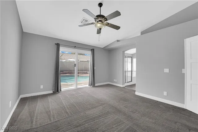 $520,000 | 717 Triple Crown Street, Henderson, NV 89015