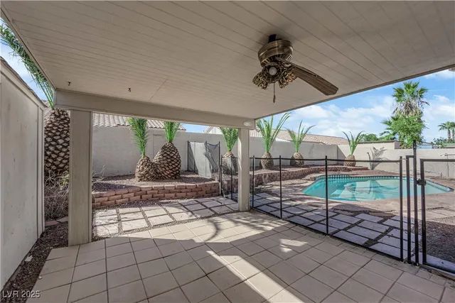 $520,000 | 717 Triple Crown Street, Henderson, NV 89015