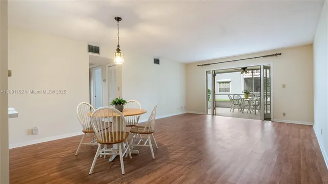 $2,300 | 7554 Stirling Road, Unit 103, Davie, FL 33024