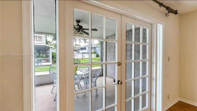 $2,300 | 7554 Stirling Road, Unit 103, Davie, FL 33024