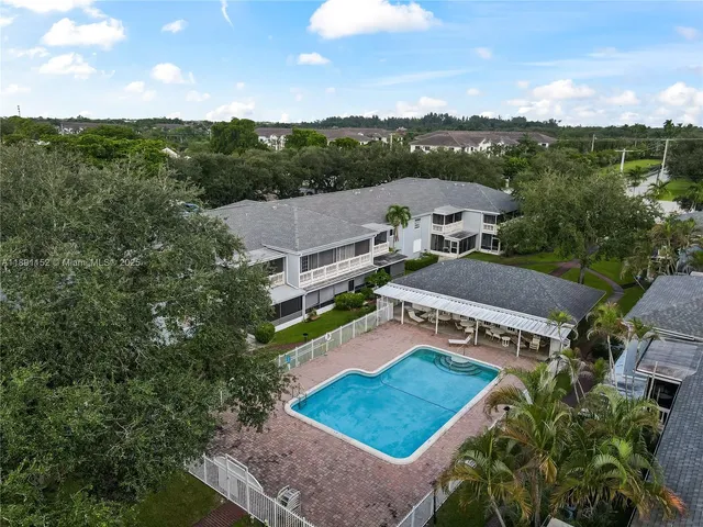 $2,300 | 7554 Stirling Road, Unit 103, Davie, FL 33024