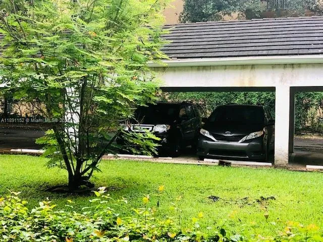 $2,300 | 7554 Stirling Road, Unit 103, Davie, FL 33024