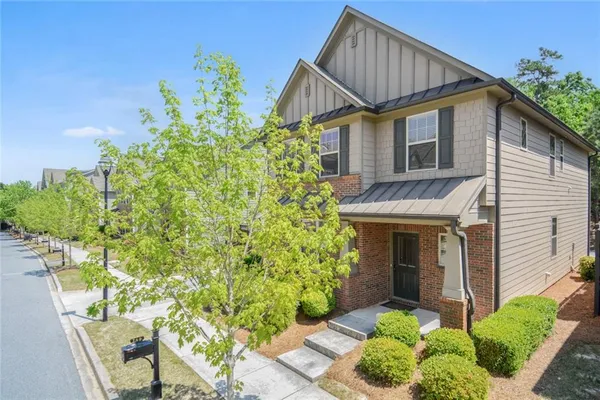$2,600 | 740 Village Field Court Northwest, Suwanee, GA 30024
