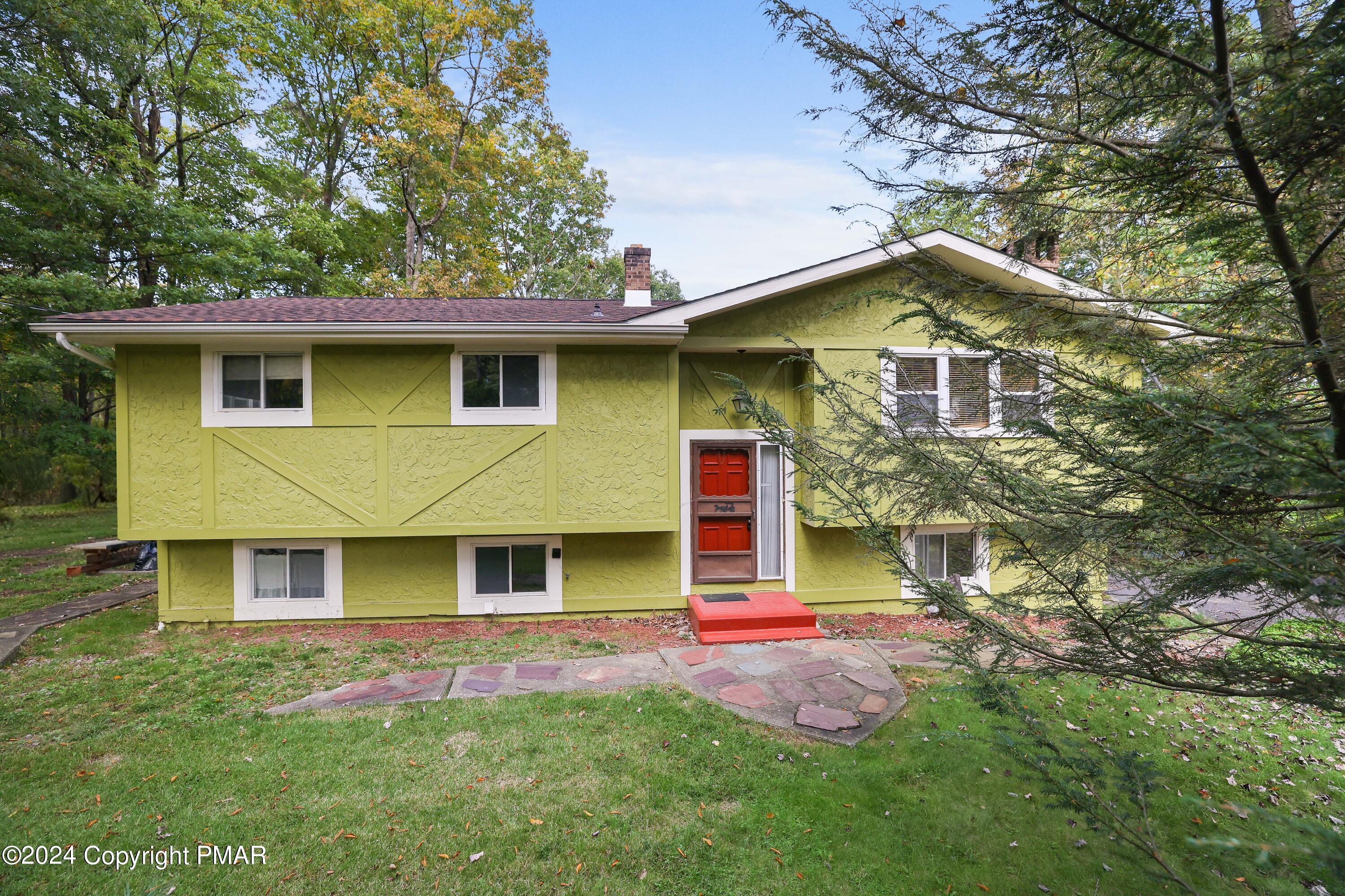 8139 Oak Ridge Lane Cresco, PA 18326 - Photo 1 of 40 RBR50104