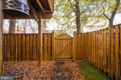 $595,000 | 8469 Byers Drive, Alexandria, VA 22309