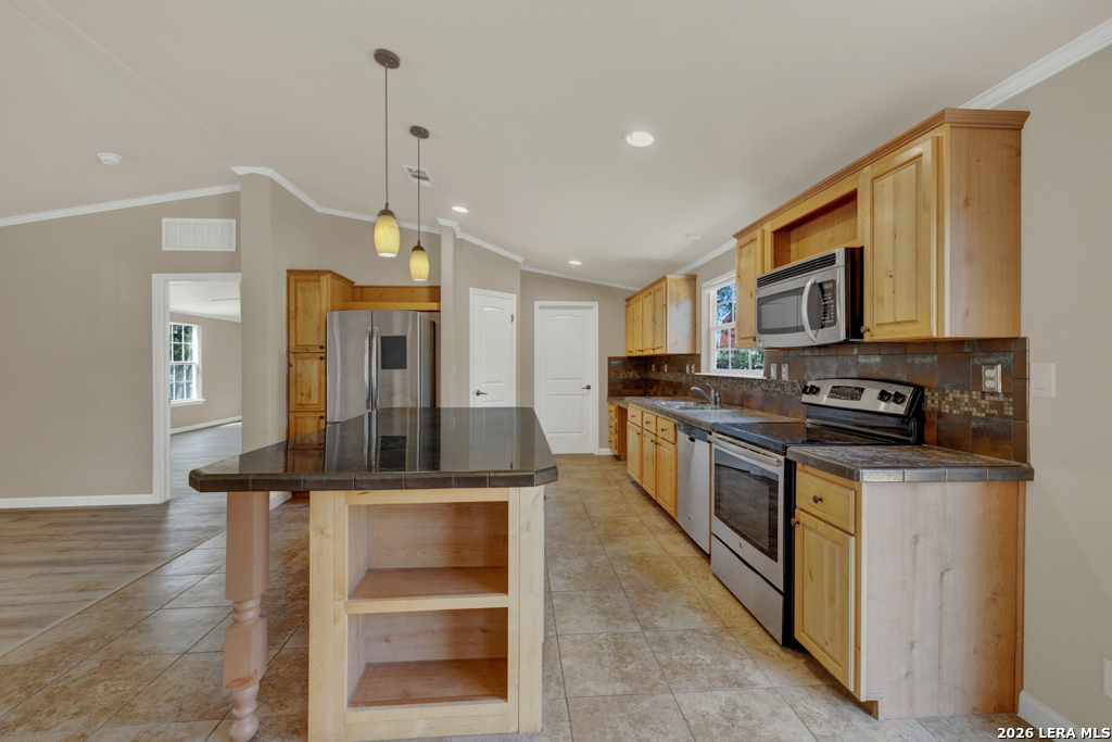 741 Fairway Drive Spring Branch, TX 78070 - Photo 17 of 39