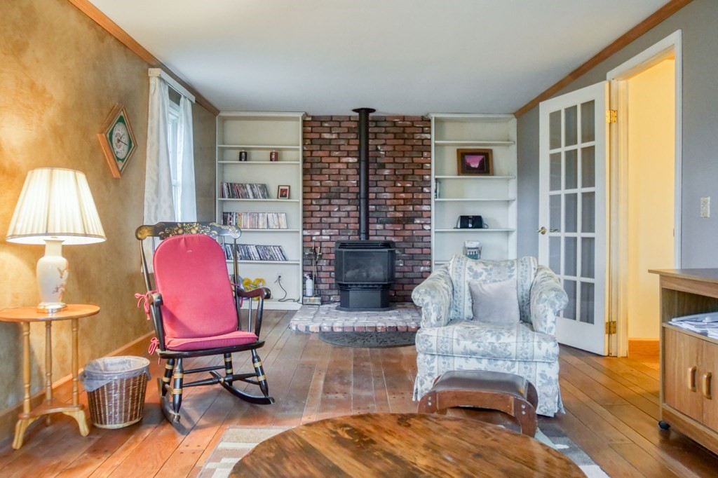 298 Sackett Road Westfield, MA 01085 - Photo 14 of 40 Gallery Image 14