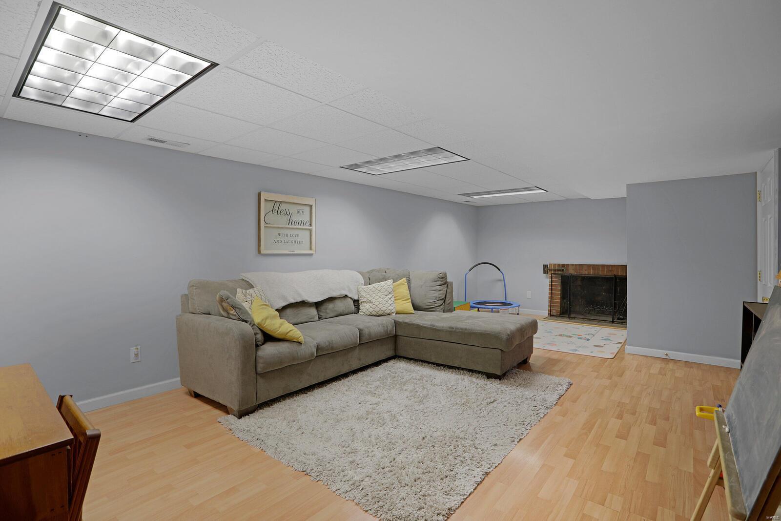830 Sappington Road St. Louis, MO 63126 - Photo 18 of 26 Gallery Image 18