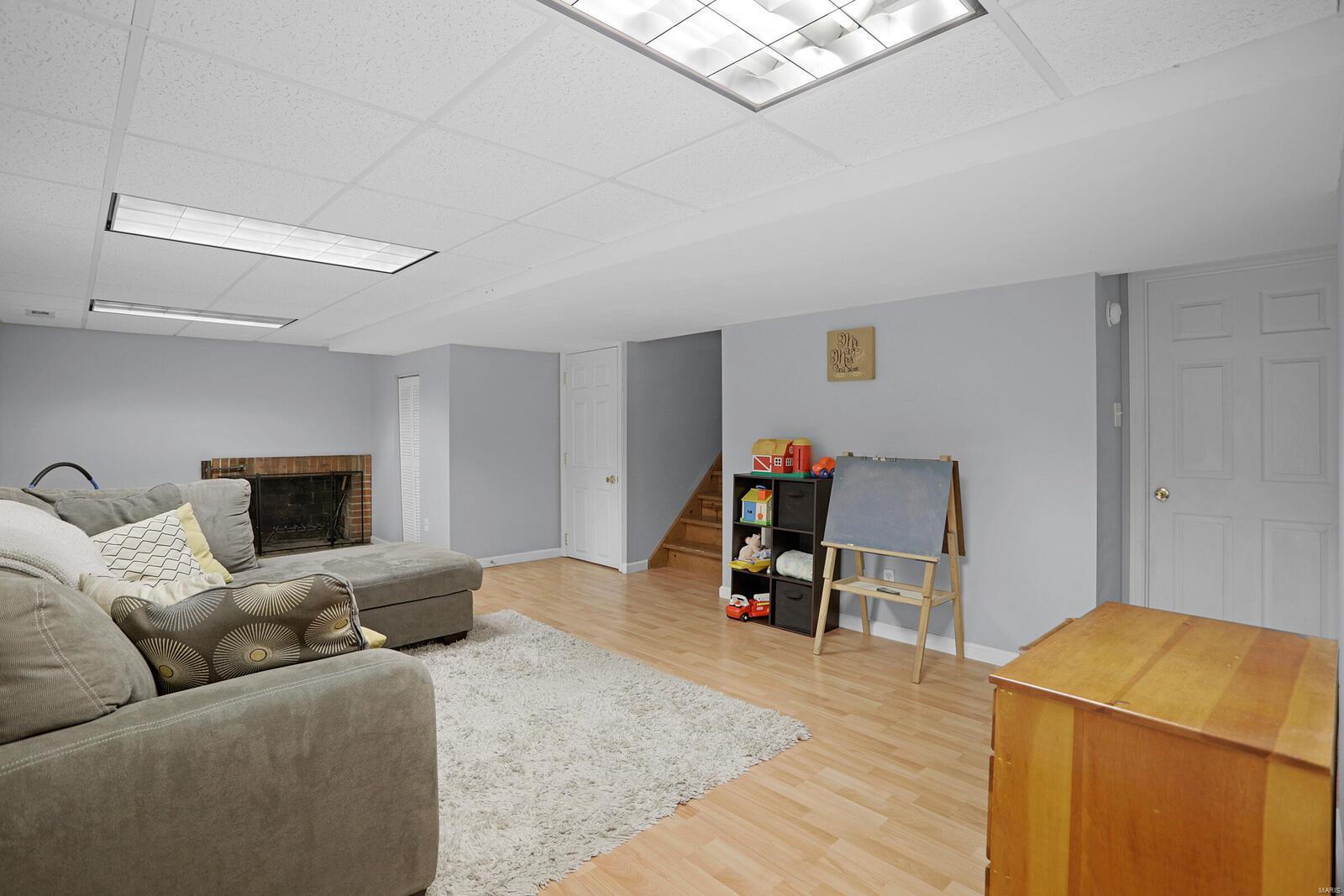 830 Sappington Road St. Louis, MO 63126 - Photo 19 of 26 Gallery Image 19