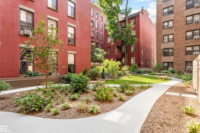 $395,000 | 50-54 East 8th Street, Unit 4L | Greenwich Village