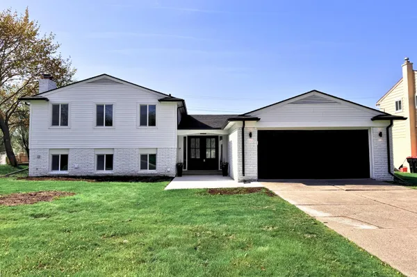 $425,000 | 22589 Bell Brook Street, Southfield, MI 48034