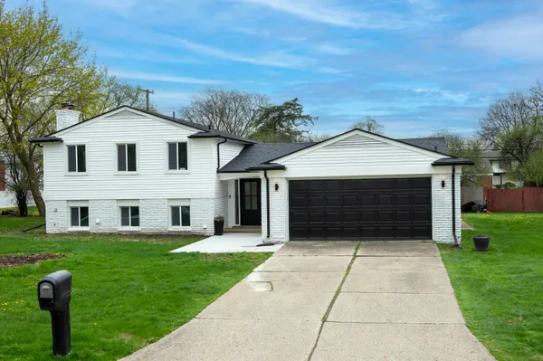 $425,000 | 22589 Bell Brook Street, Southfield, MI 48034