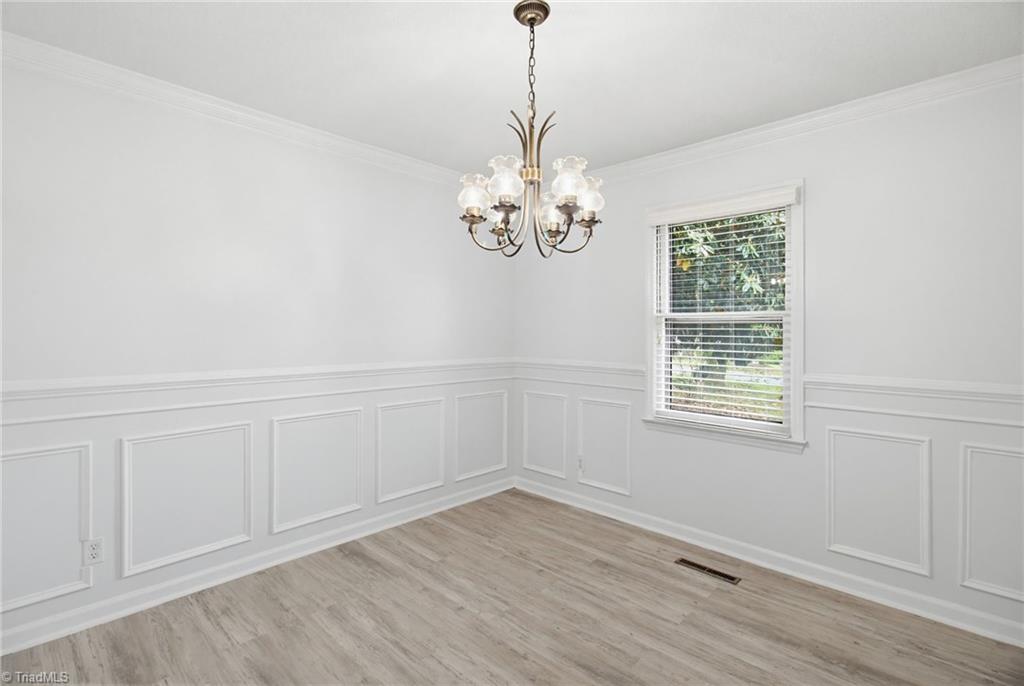 3326 Parrish Road Winston-Salem, NC 27105 - Photo 10 of 33