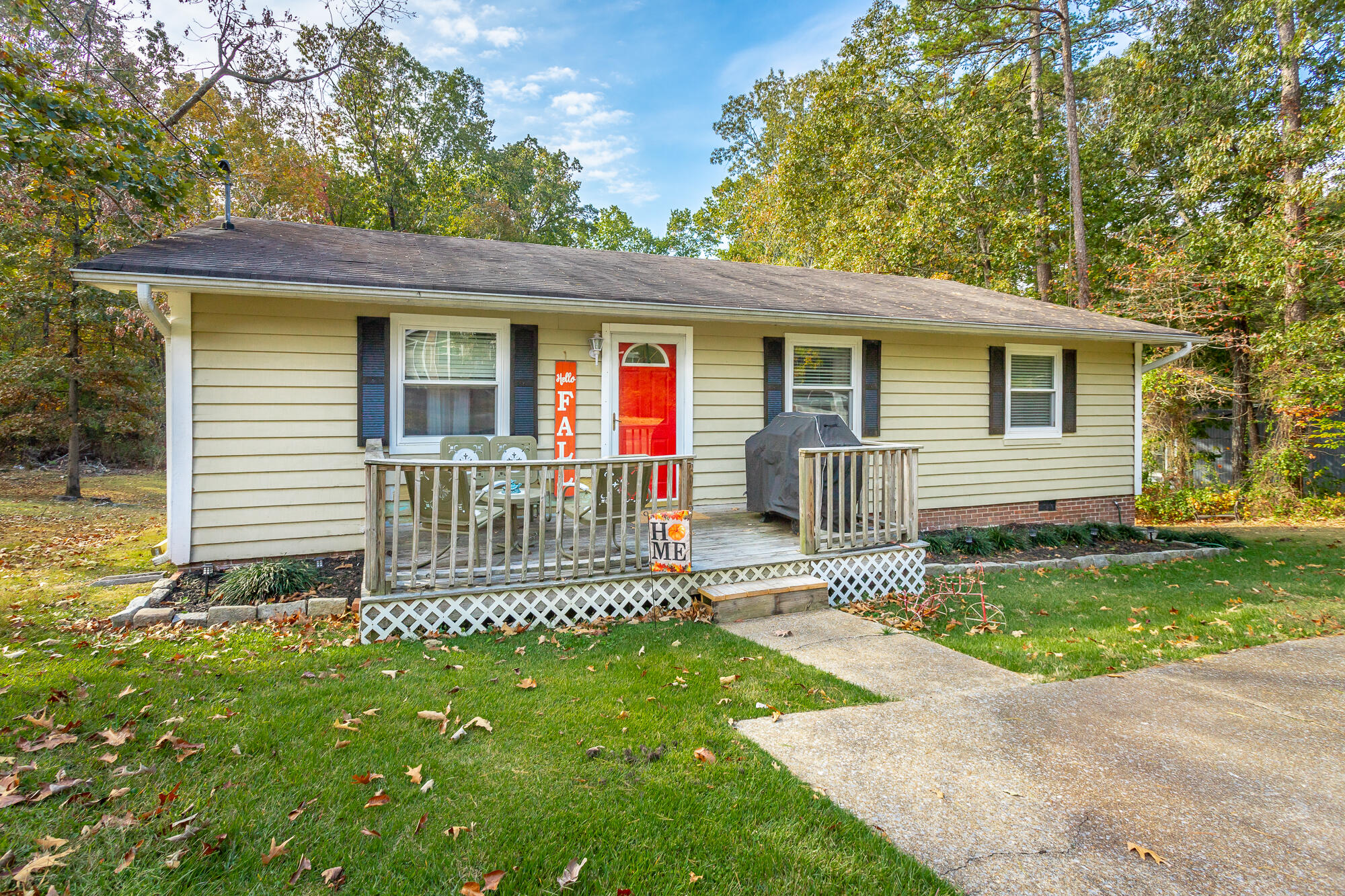 260 Everett Road Ringgold, GA 30736 - Photo 3 of 32 Front of Home