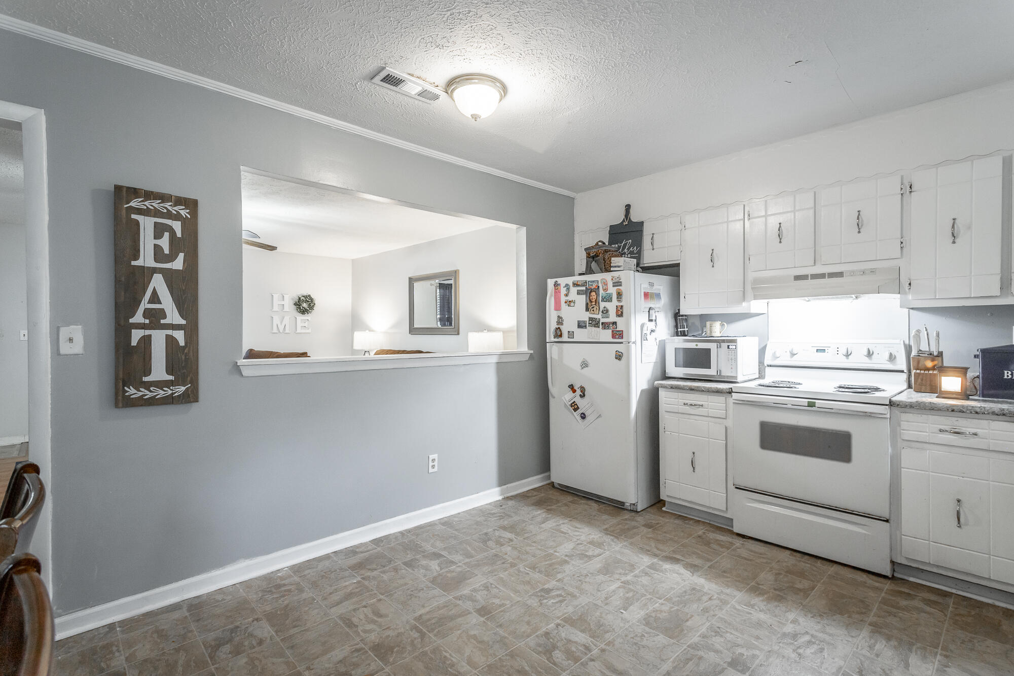 260 Everett Road Ringgold, GA 30736 - Photo 10 of 32 Kitchen