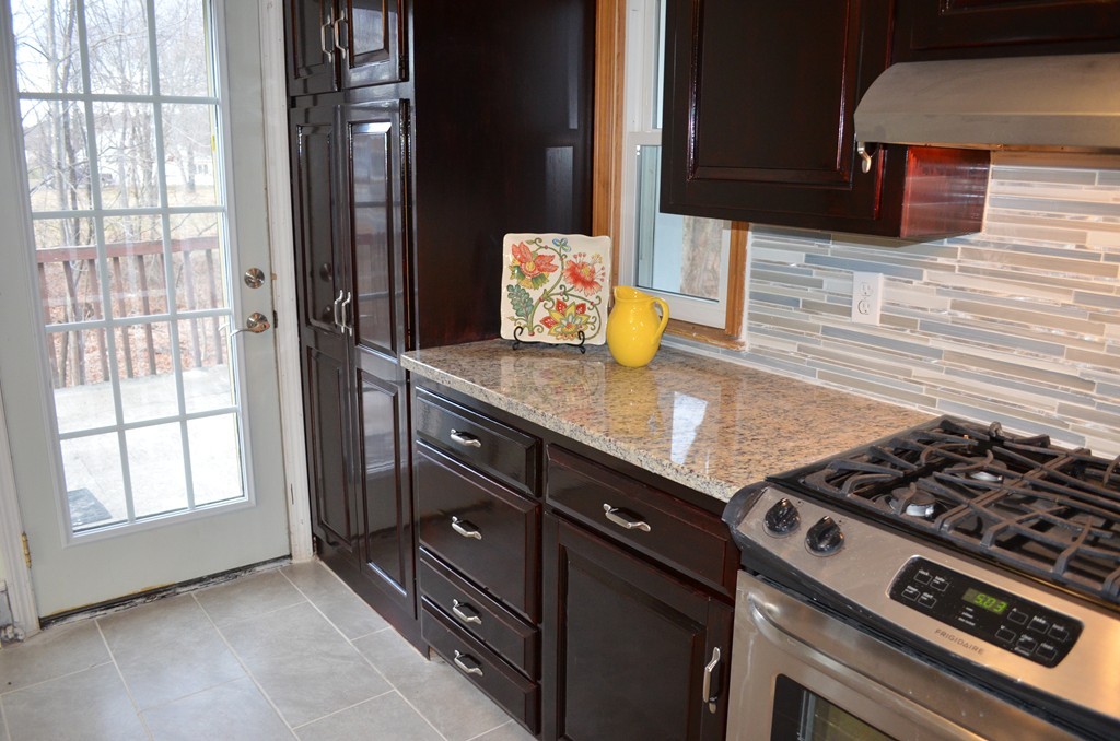 12 Foster Road Southwick, MA 01077 - Photo 6 of 17 Gallery Image 6