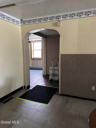 $164,900 | 26 North Market Street, Johnstown, NY 12095