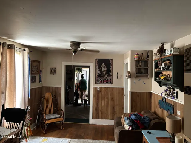 $164,900 | 26 North Market Street, Johnstown, NY 12095