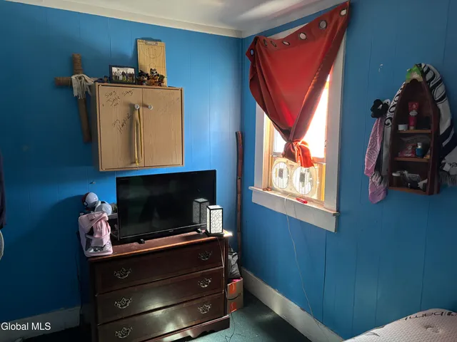 $164,900 | 26 North Market Street, Johnstown, NY 12095