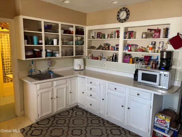 $164,900 | 26 North Market Street, Johnstown, NY 12095