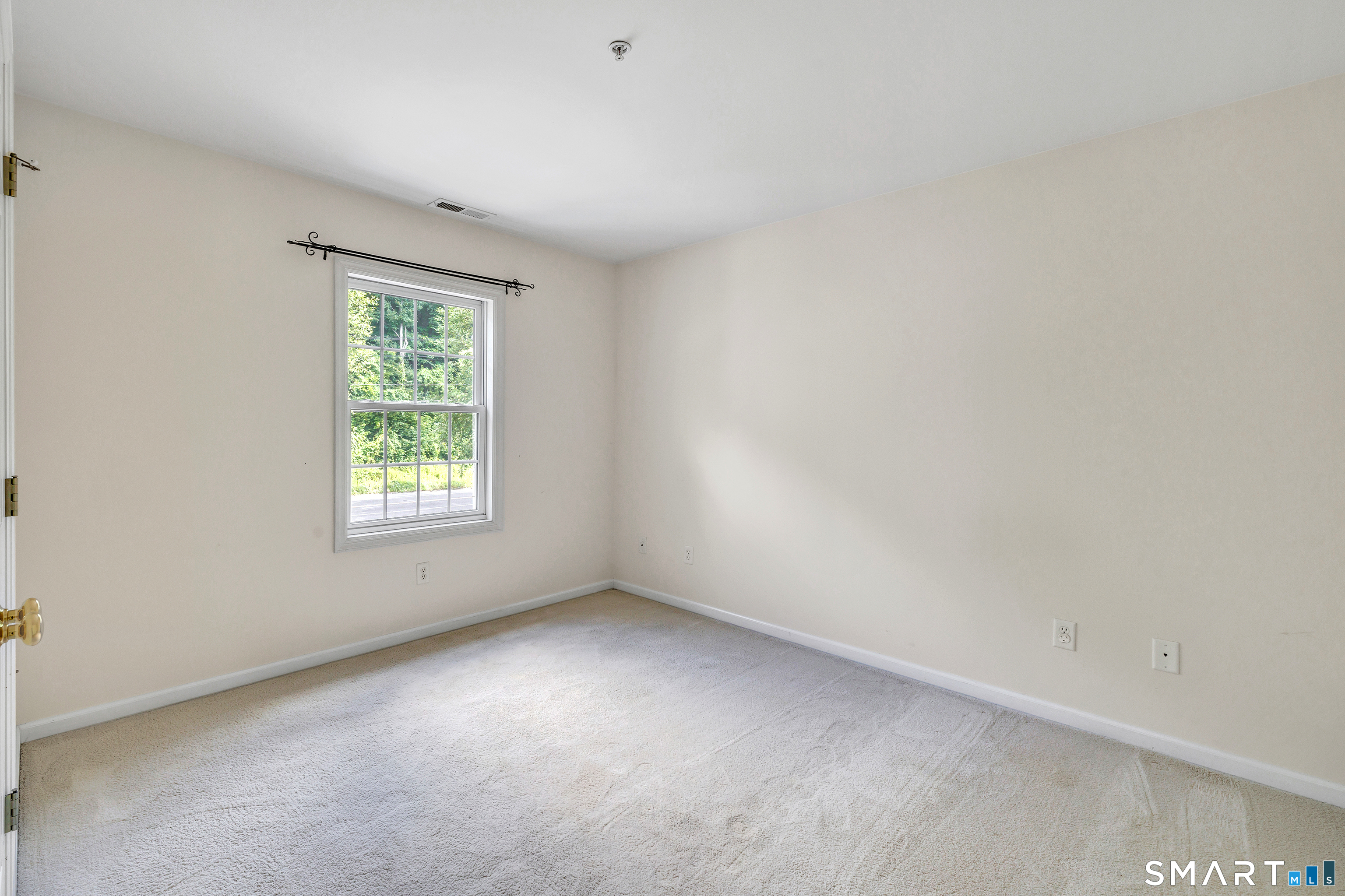 570 Danbury Road, Unit 23 Ridgefield, CT 06877 - Photo 25 of 37 Gallery Image 25
