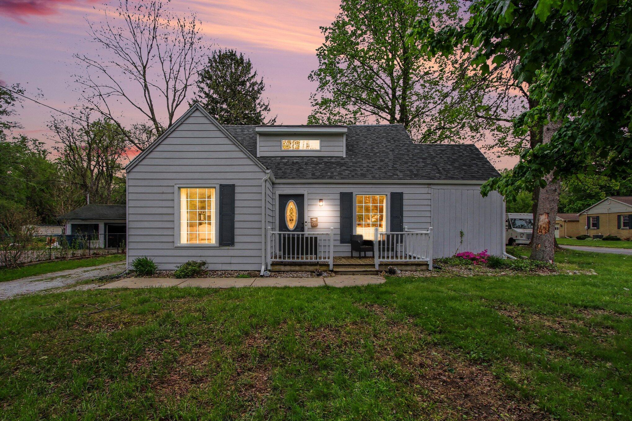 769 South Calumet Road Chesterton, IN 46304 - Photo 1 of 23 2038x1359