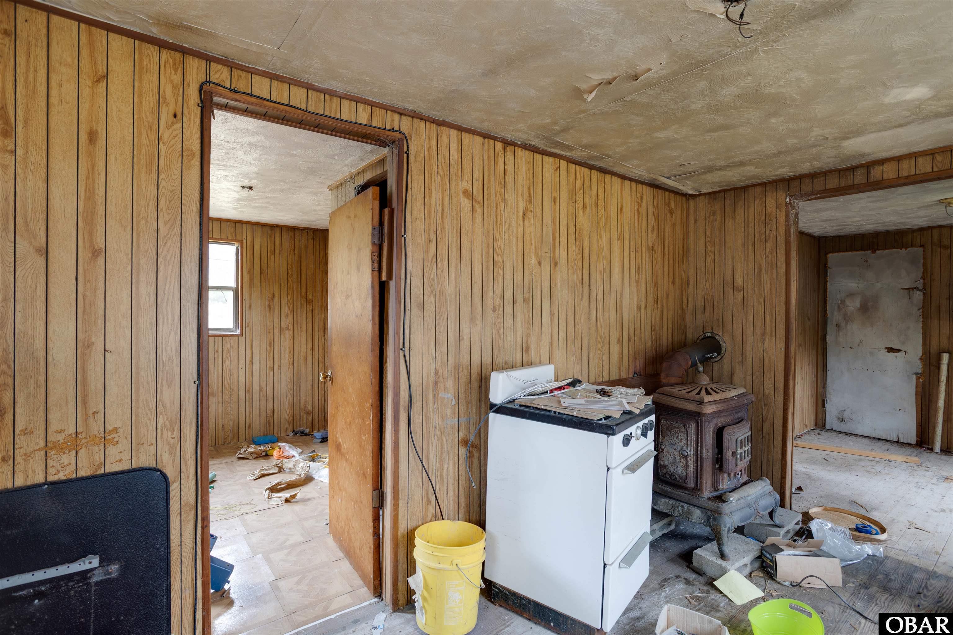 499 Green Hill Road Engelhard, NC 27824 - Photo 4 of 30 House Interior