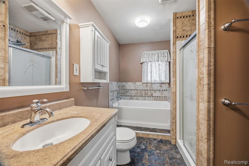 21650 Telegraph Road Flat Rock, MI 48134 - Photo 36 of 70