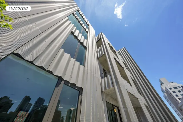 $3,499,000 | 9 Chapel Street, Unit 10A | Downtown Brooklyn