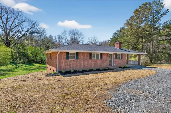$219,000 | 198 Pittman Circle, Westminster, SC 29693