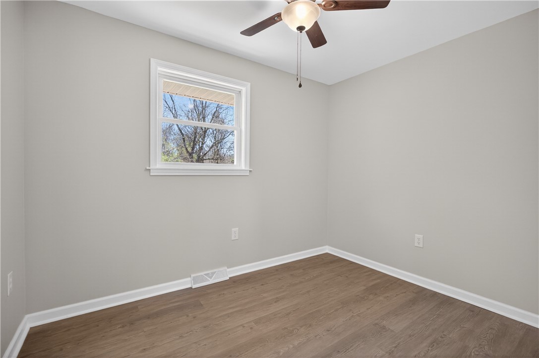 198 Pittman Circle Westminster, SC 29693 - Photo 16 of 30